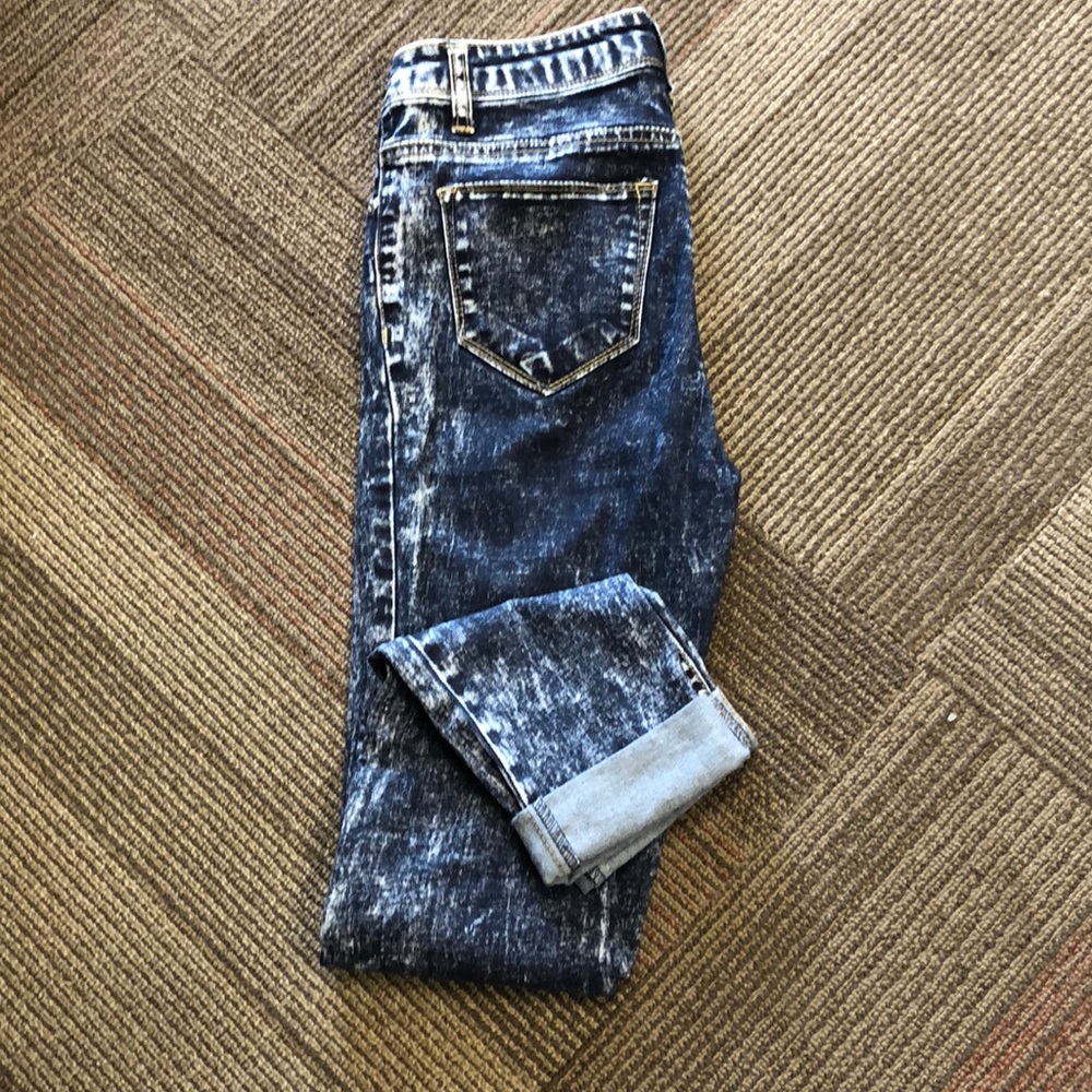 Acid wash jeans